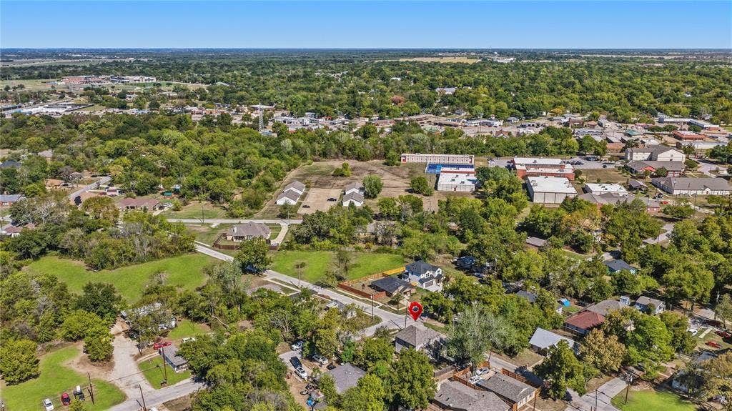301 Mineral Wells, Terrell, TX 75160 301 Mineral Wells, Terrell, TX 75160