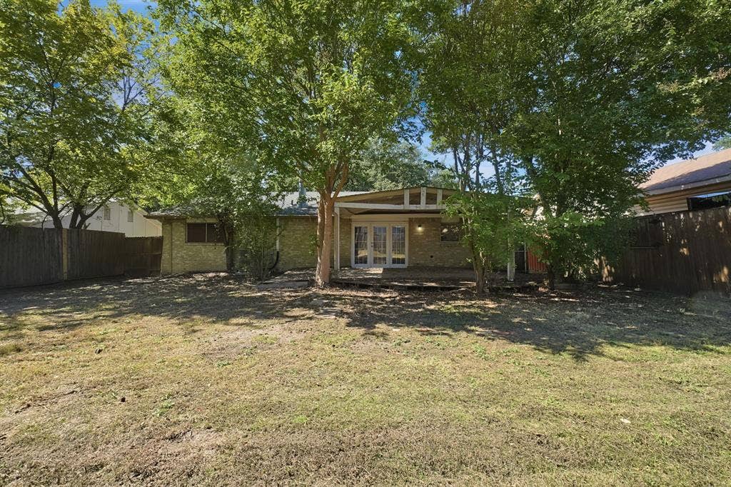 5321 Saddleback Road, Garland, TX 75043
