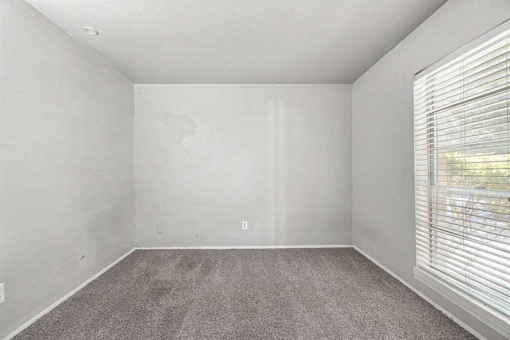 5321 Saddleback Road, Garland, TX 75043
