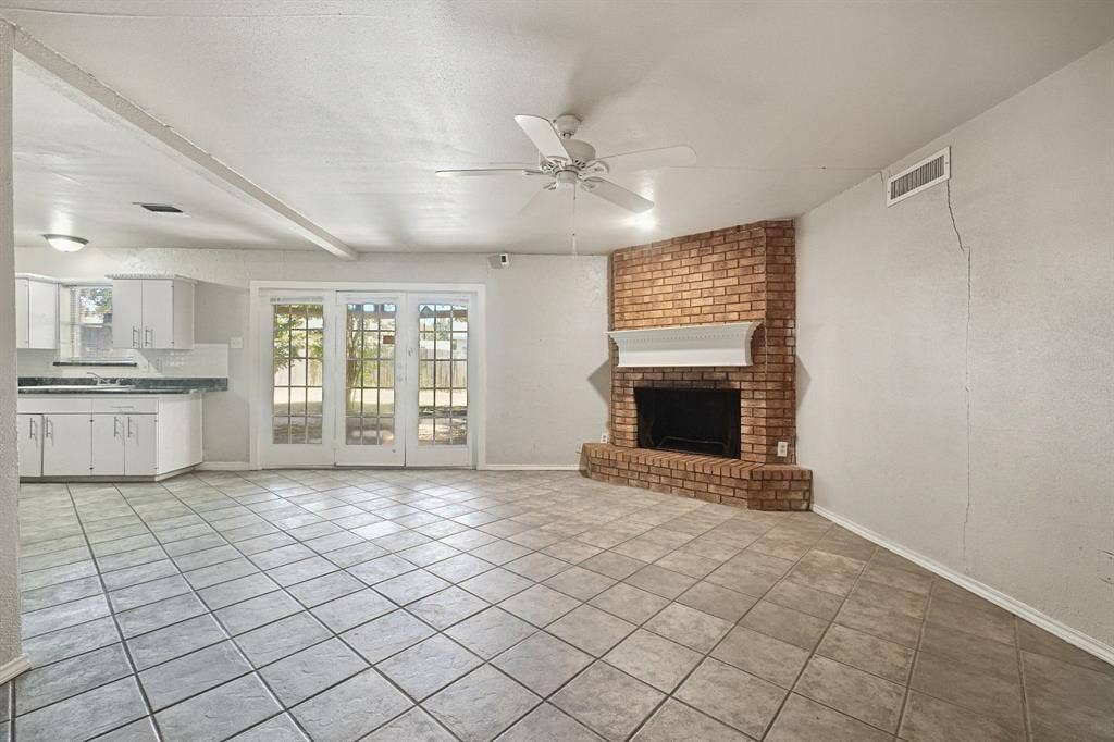 5321 Saddleback Road, Garland, TX 75043