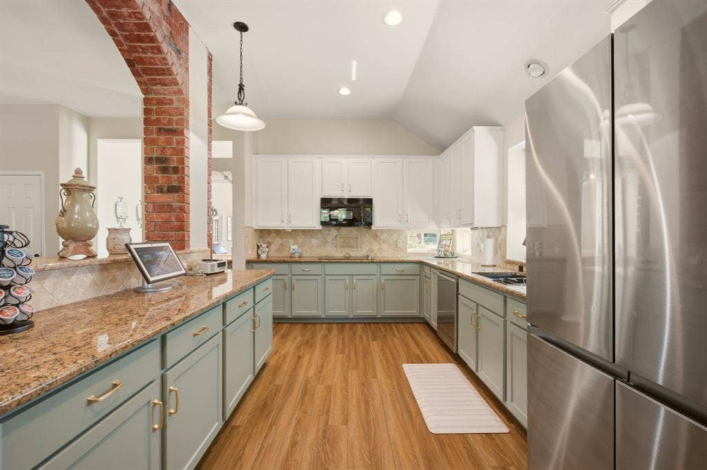 2638 Valley Creek Trail, McKinney, TX 75072