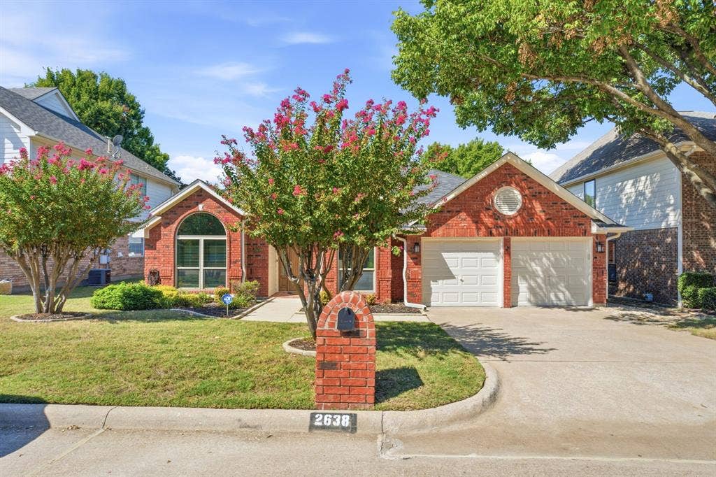 2638 Valley Creek Trail, McKinney, TX 75072