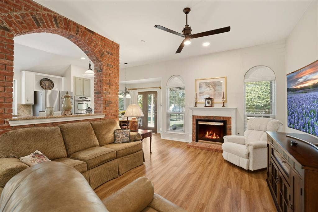 2638 Valley Creek Trail, McKinney, TX 75072