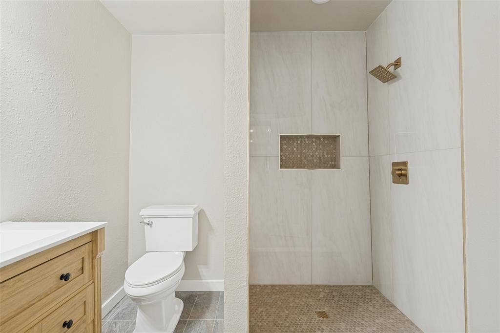 1239 Lonsdale Avenue, Dallas, TX 75217 1239 Lonsdale Avenue, Dallas, TX 75217