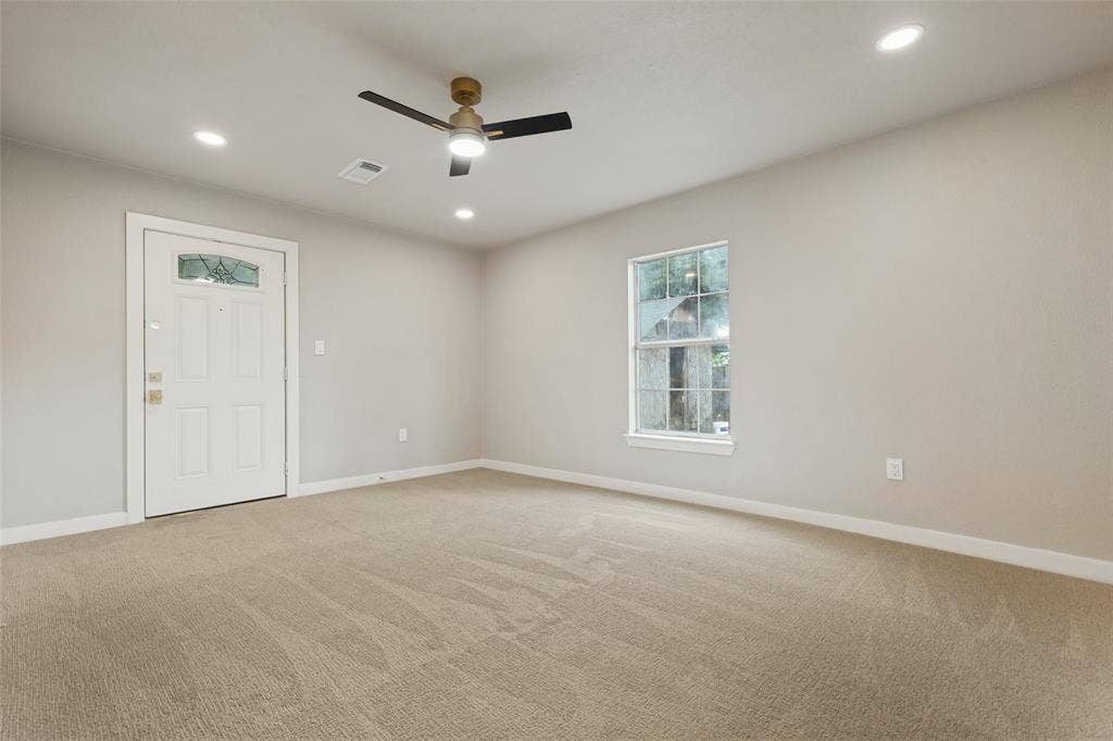1239 Lonsdale Avenue, Dallas, TX 75217 1239 Lonsdale Avenue, Dallas, TX 75217