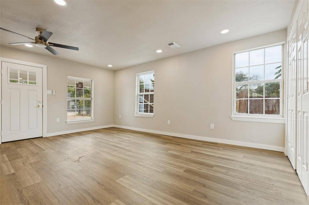 1239 Lonsdale Avenue, Dallas, TX 75217 1239 Lonsdale Avenue, Dallas, TX 75217