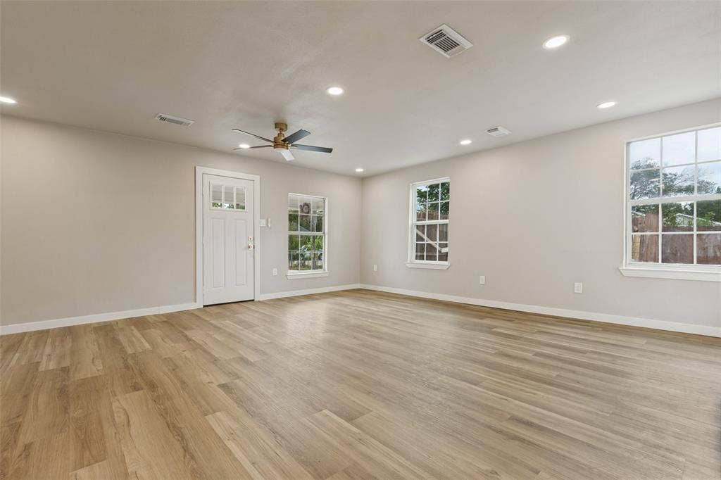 1239 Lonsdale Avenue, Dallas, TX 75217 1239 Lonsdale Avenue, Dallas, TX 75217