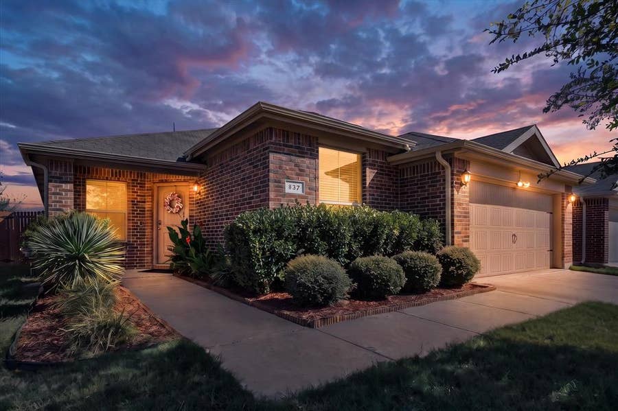 Property photo for 837 Walls Boulevard, Crowley, TX