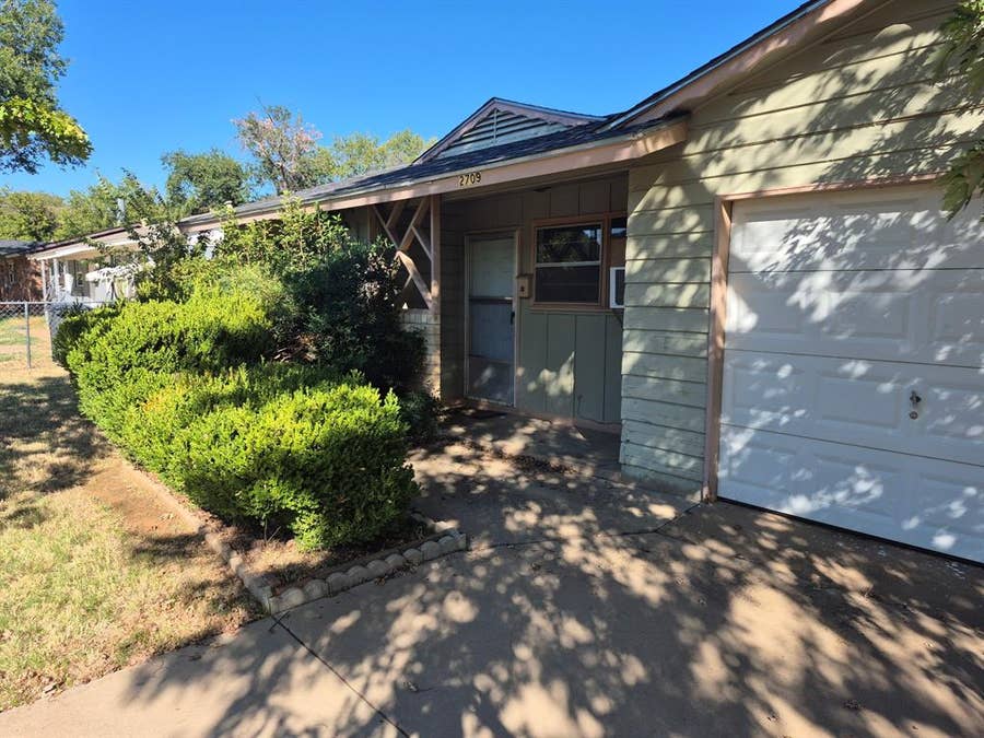 Property photo for 2709 Roanoke Drive, Wichita Falls, TX