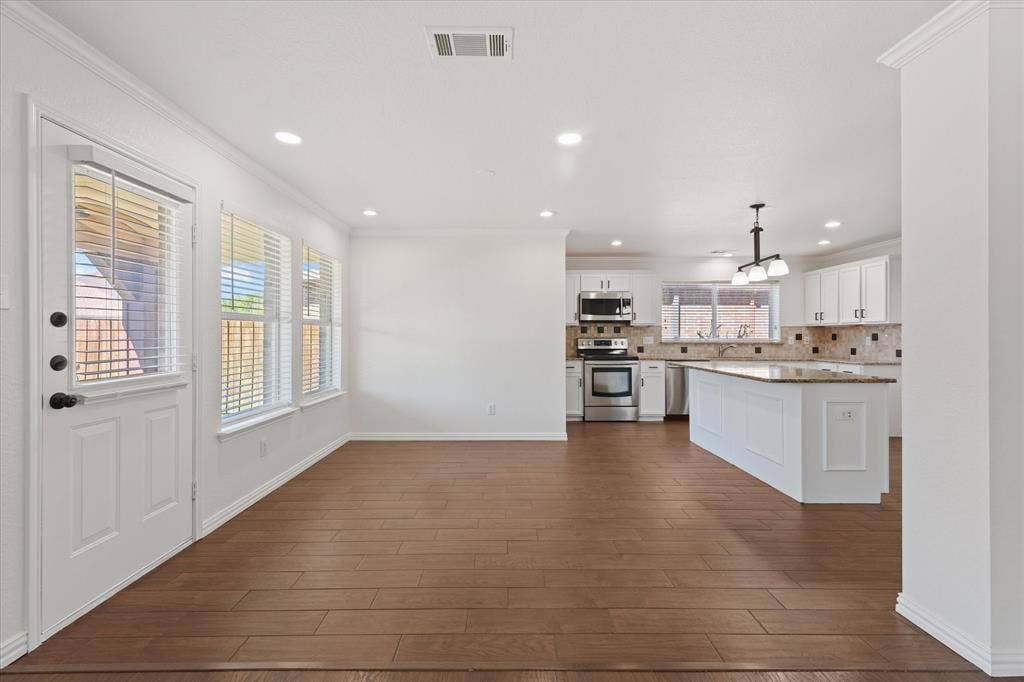 3609 Redstart Drive, Mesquite, TX 75181 3609 Redstart Drive, Mesquite, TX 75181
