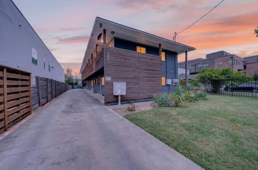 Property photo for 1417 Bennett Avenue, #B, Dallas, TX