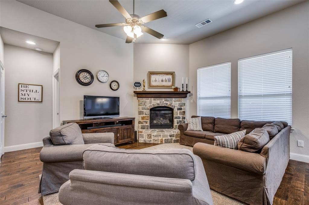 1538 Tavistock Road, Forney, TX 75126 1538 Tavistock Road, Forney, TX 75126
