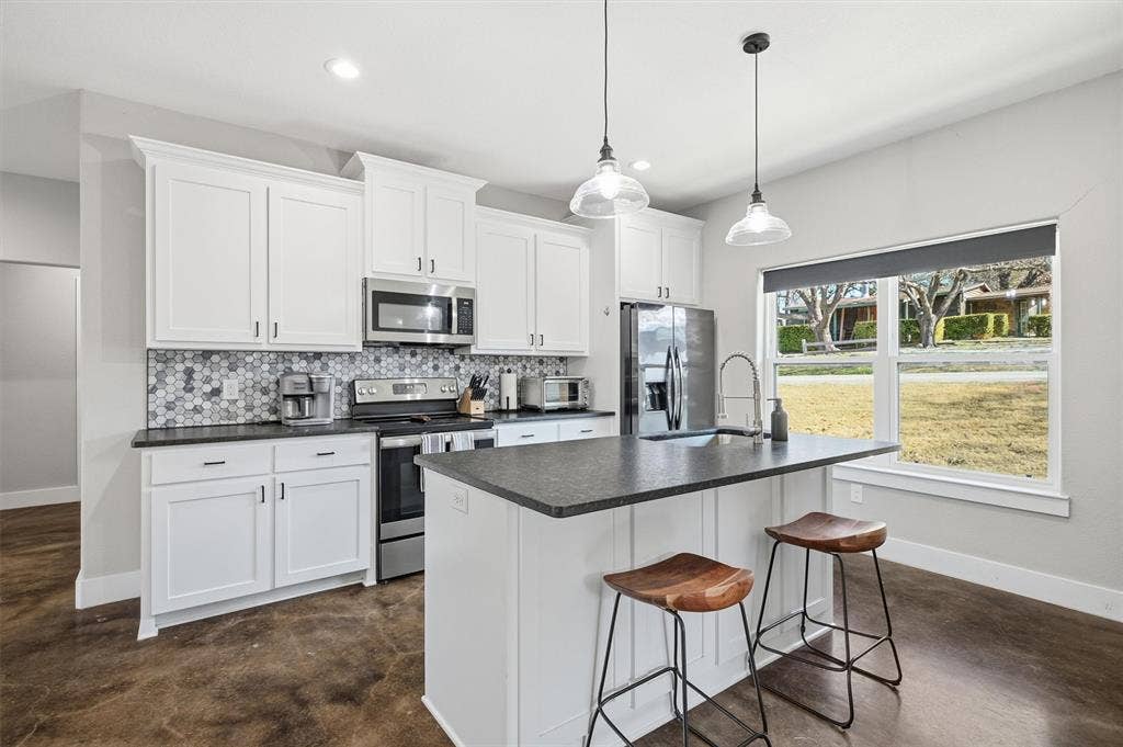 265 Bentwood Drive, Pottsboro, TX 75076