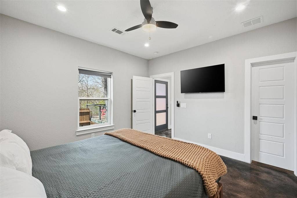 265 Bentwood Drive, Pottsboro, TX 75076