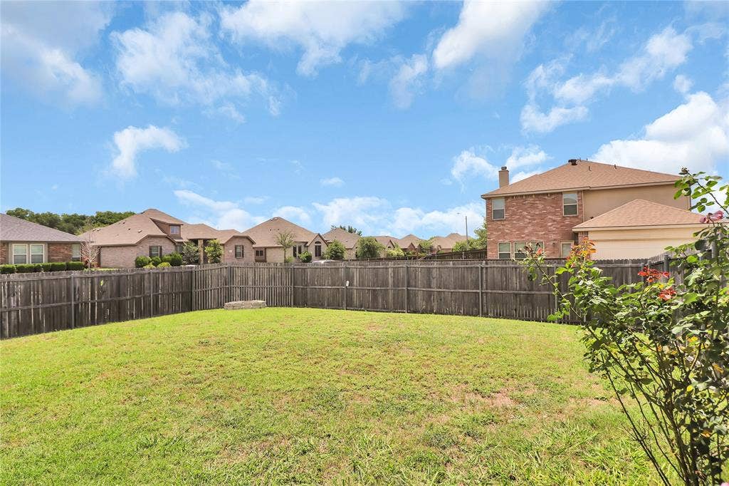 728 Snapdragon Lane, DeSoto, TX 75115 728 Snapdragon Lane, DeSoto, TX 75115