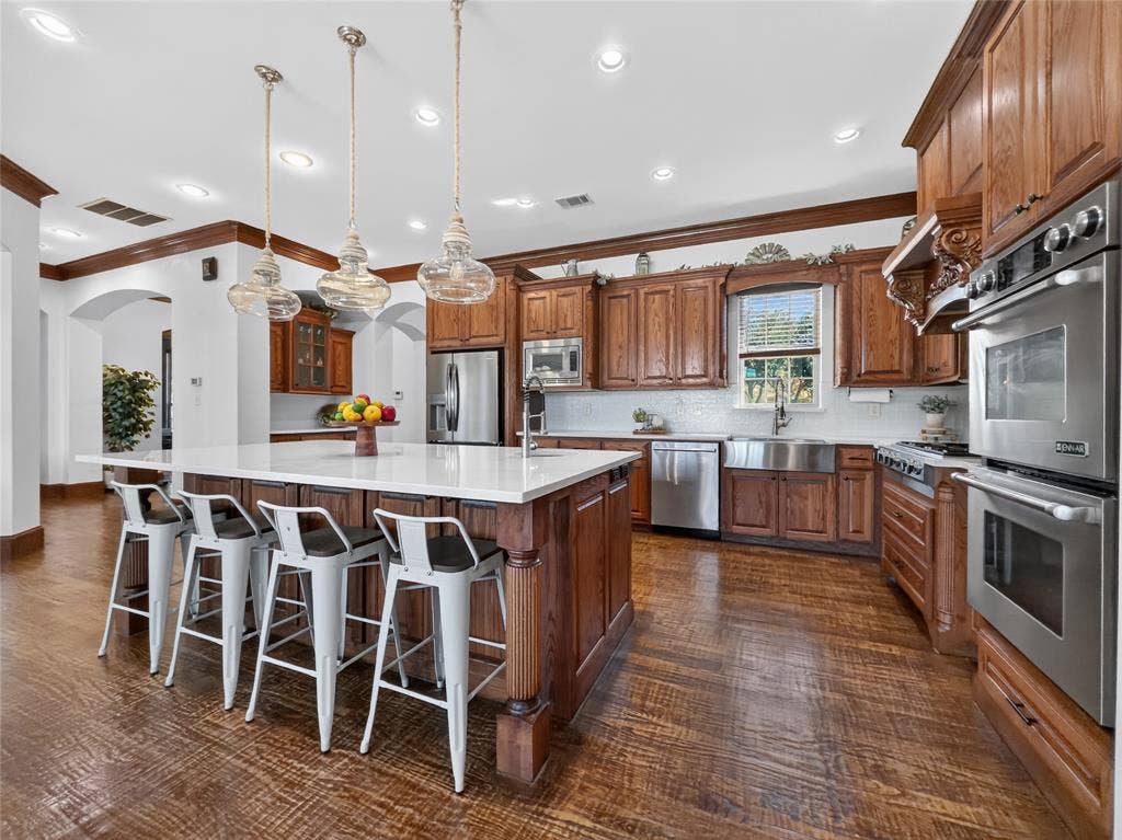 11730 Caddo Creek Drive, Lavon, TX 75166