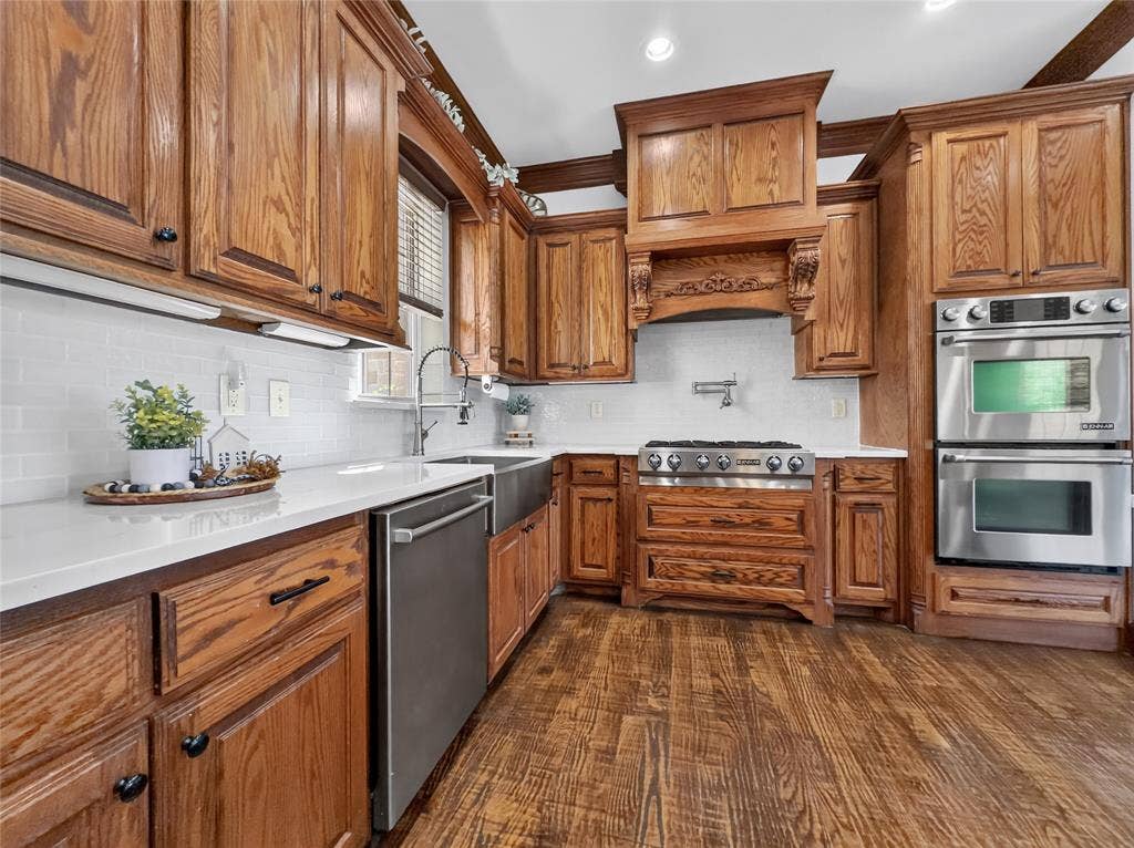 11730 Caddo Creek Drive, Lavon, TX 75166