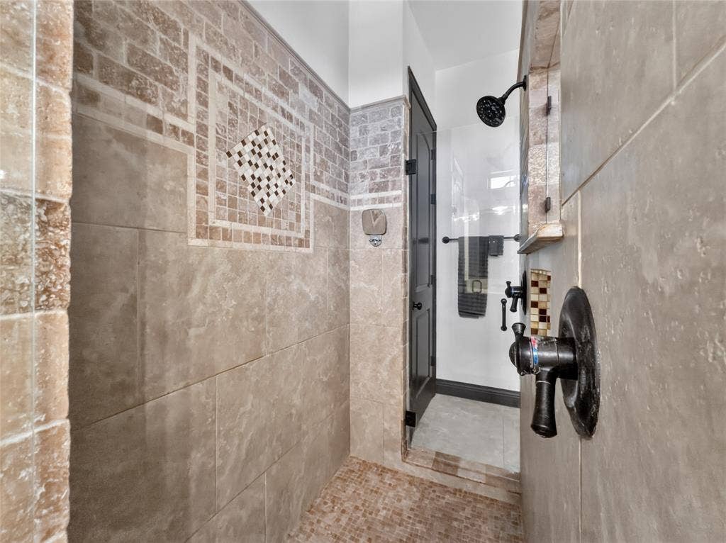 11730 Caddo Creek Drive, Lavon, TX 75166