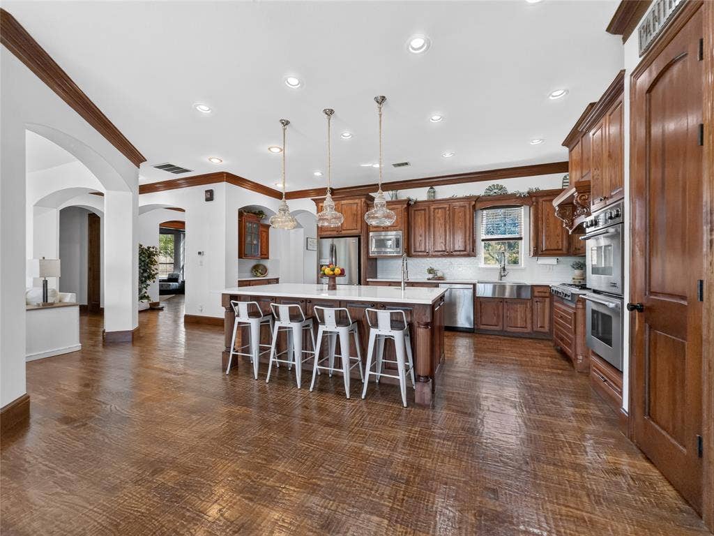 11730 Caddo Creek Drive, Lavon, TX 75166