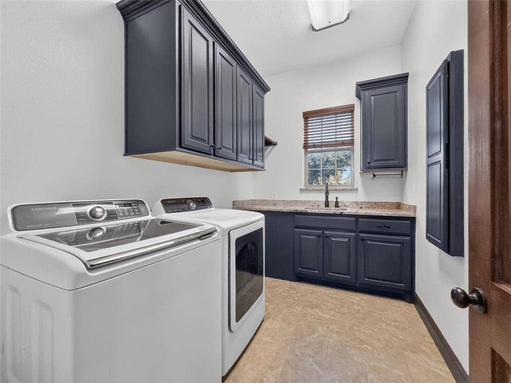 11730 Caddo Creek Drive, Lavon, TX 75166
