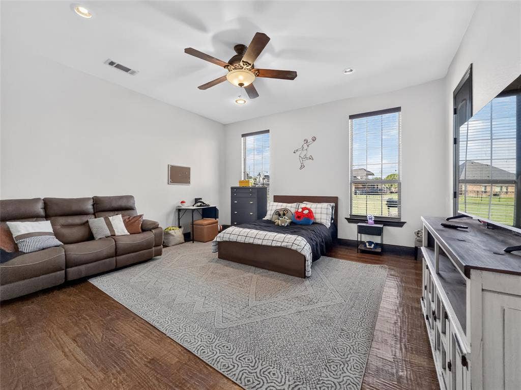 11730 Caddo Creek Drive, Lavon, TX 75166