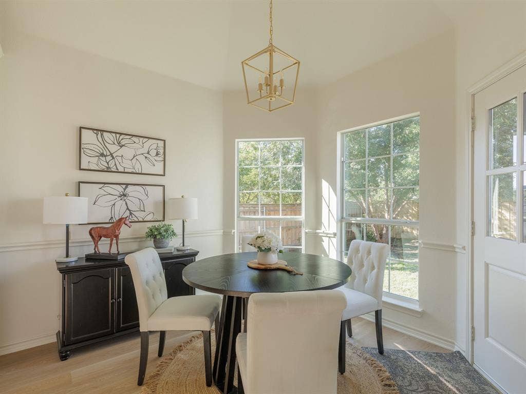 2807 Saint Maria Drive, Mansfield, TX 76063 2807 Saint Maria Drive, Mansfield, TX 76063