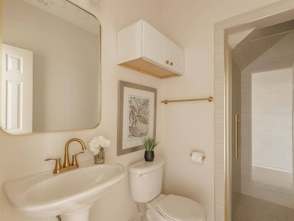 2807 Saint Maria Drive, Mansfield, TX 76063 2807 Saint Maria Drive, Mansfield, TX 76063