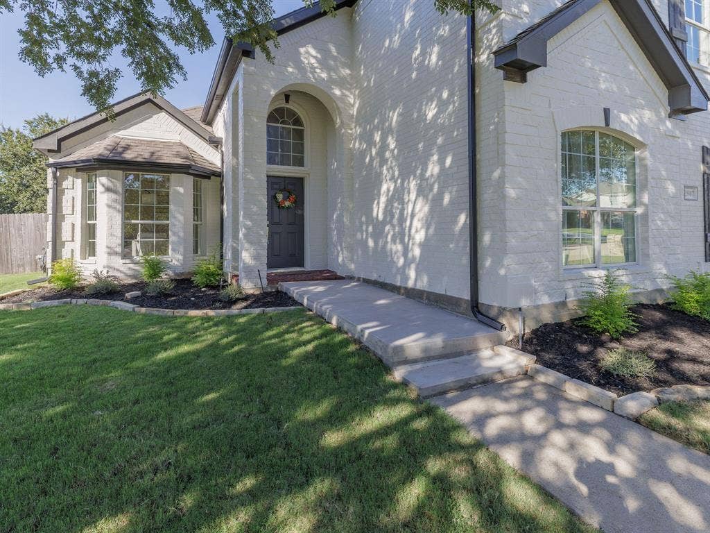 2807 Saint Maria Drive, Mansfield, TX 76063 2807 Saint Maria Drive, Mansfield, TX 76063