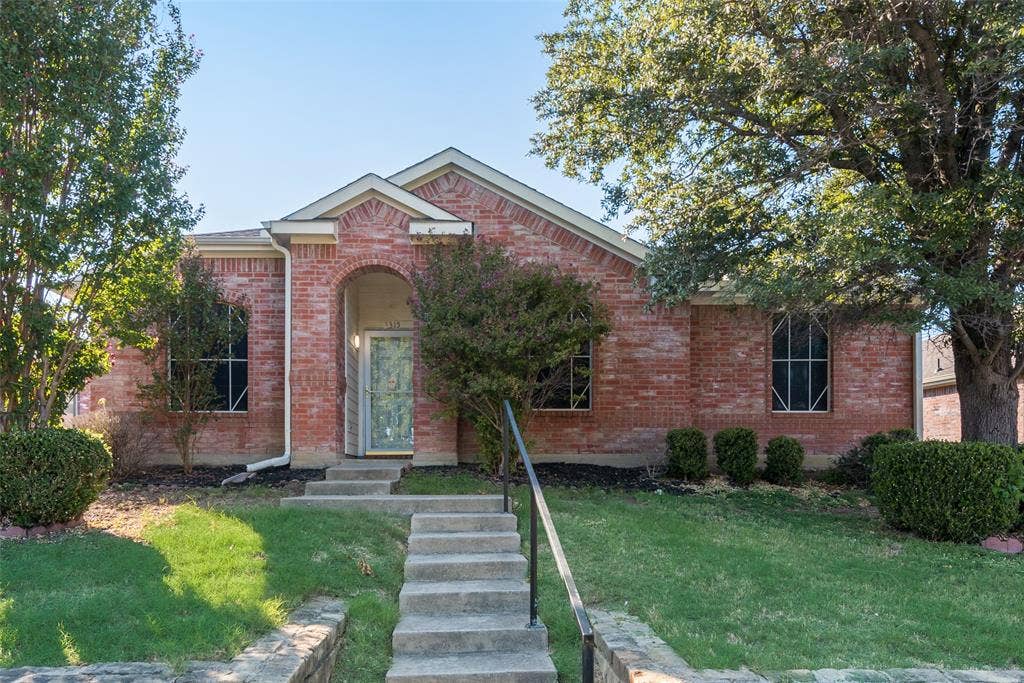 3315 Choir Street, Dallas, TX 75237 3315 Choir Street, Dallas, TX 75237