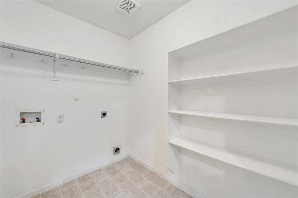 3315 Choir Street, Dallas, TX 75237 3315 Choir Street, Dallas, TX 75237