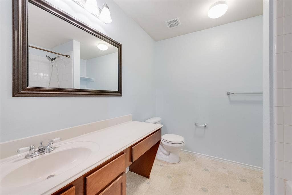 3315 Choir Street, Dallas, TX 75237 3315 Choir Street, Dallas, TX 75237
