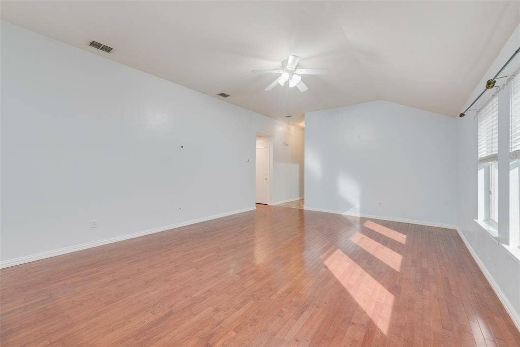 3315 Choir Street, Dallas, TX 75237 3315 Choir Street, Dallas, TX 75237