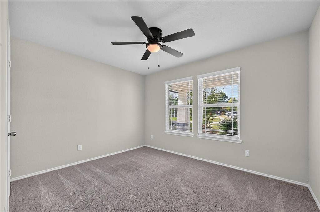 106 N Island Drive, Terrell, TX 75160 106 N Island Drive, Terrell, TX 75160