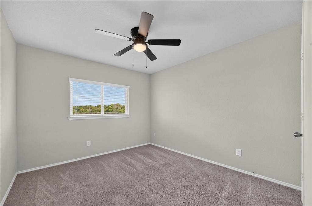 106 N Island Drive, Terrell, TX 75160 106 N Island Drive, Terrell, TX 75160