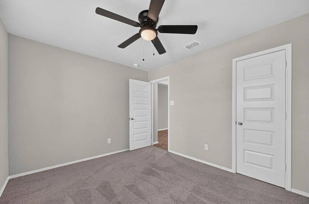 106 N Island Drive, Terrell, TX 75160 106 N Island Drive, Terrell, TX 75160