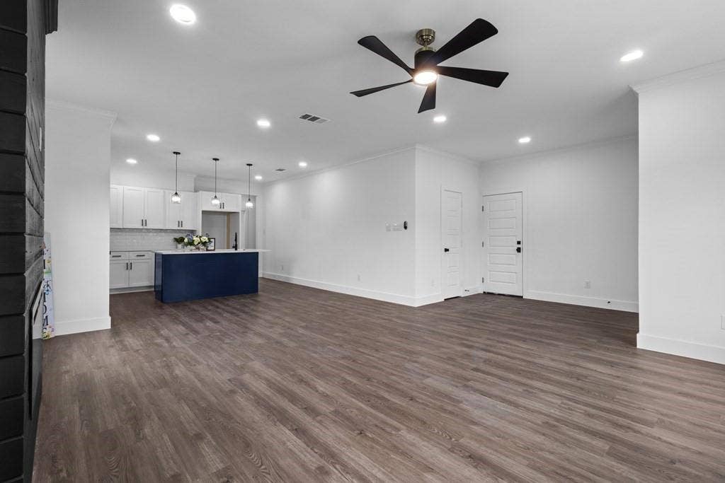 1705 Tool Drive, Tool, TX 75143 1705 Tool Drive, Tool, TX 75143