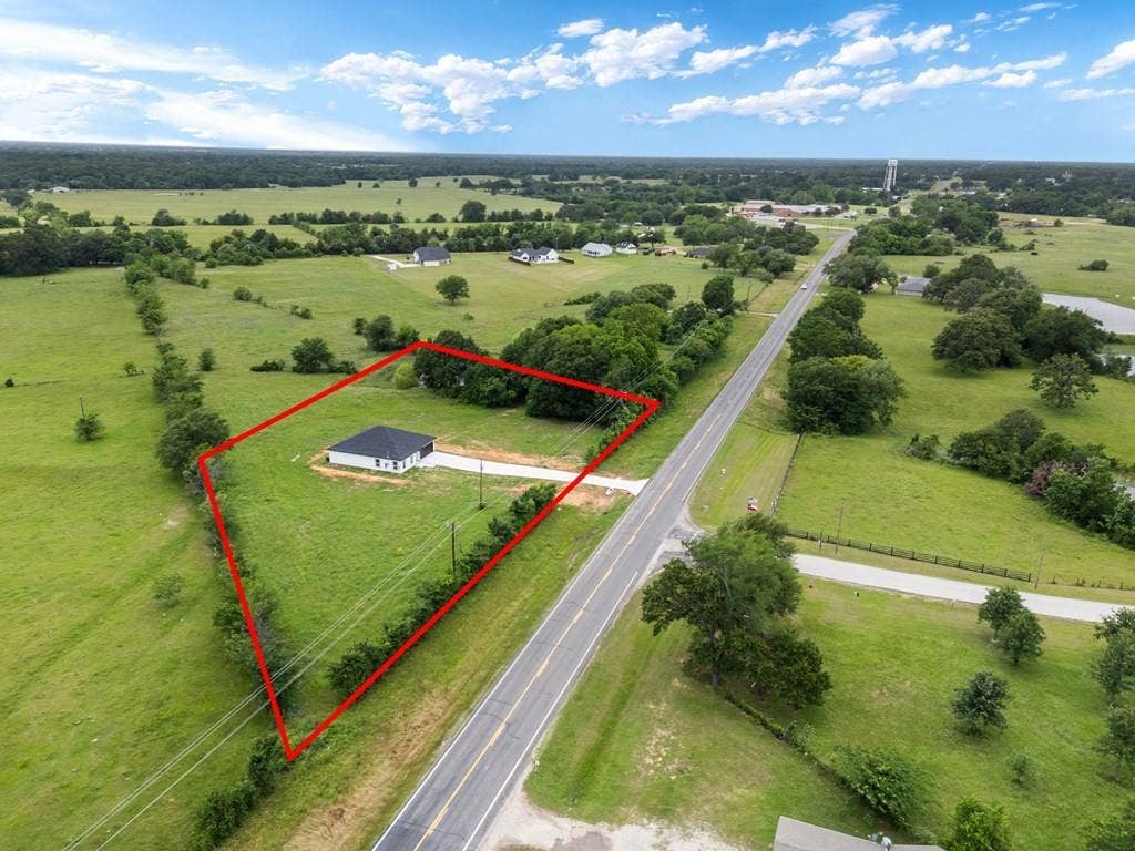 1705 Tool Drive, Tool, TX 75143 1705 Tool Drive, Tool, TX 75143