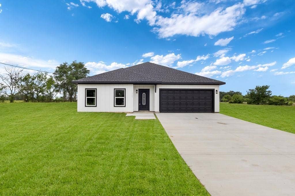 1705 Tool Drive, Tool, TX 75143 1705 Tool Drive, Tool, TX 75143