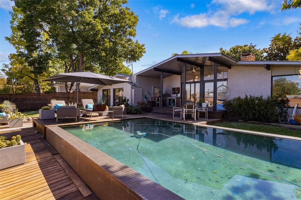 9745 Wisterwood Drive, Dallas, TX 75238 9745 Wisterwood Drive, Dallas, TX 75238
