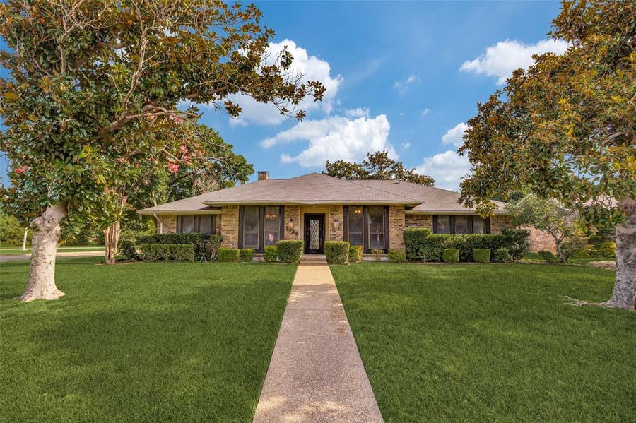 Property photo for 1138 Mill Springs, Richardson, TX