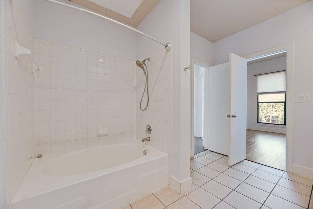 4414 Cedar Springs Road, #318, Dallas, TX 75219