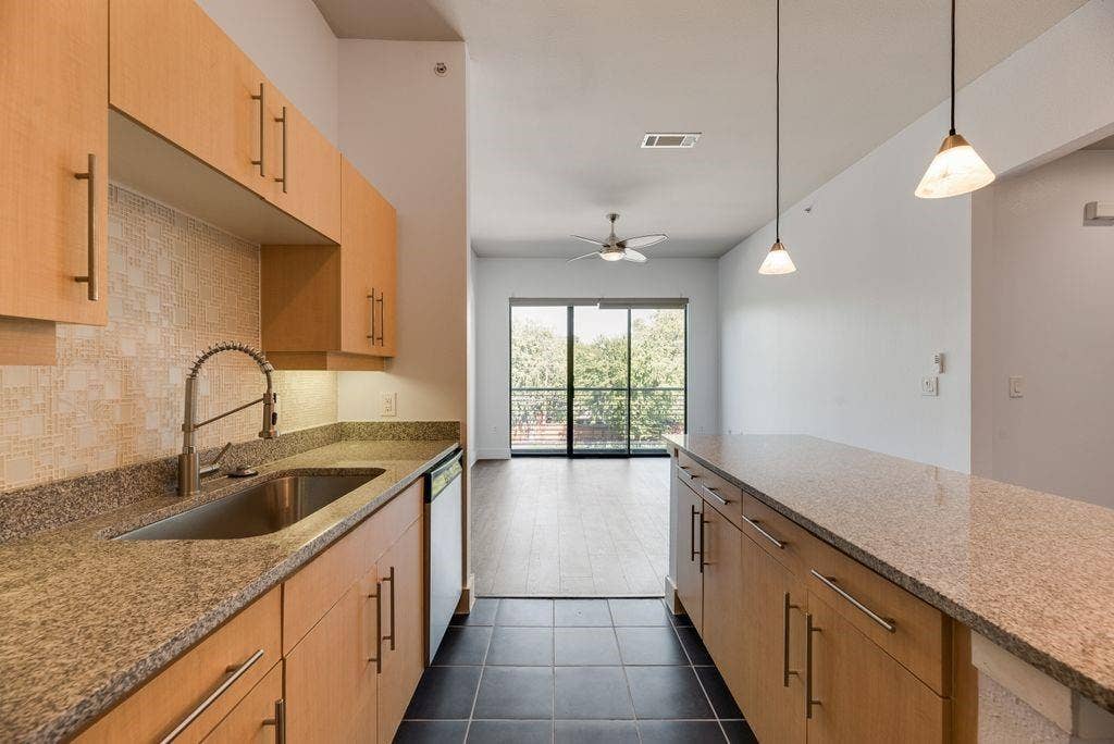 4414 Cedar Springs Road, #318, Dallas, TX 75219