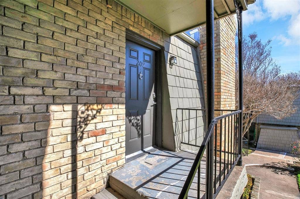 7705 Meadow Park Drive, #209, Dallas, TX 75230 7705 Meadow Park Drive, #209, Dallas, TX 75230
