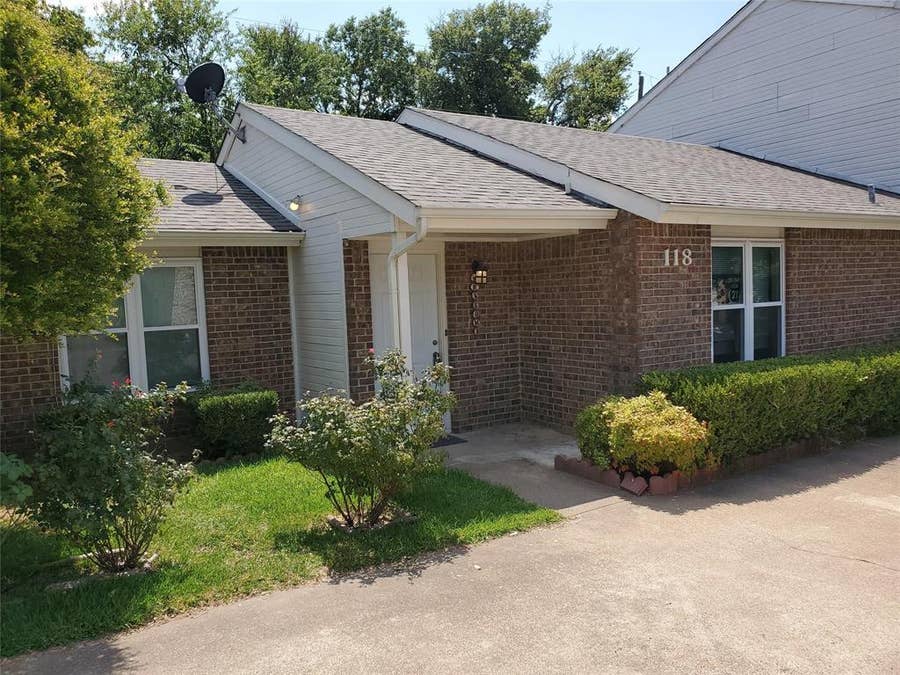 Property photo for 118 Country Bend Drive, Duncanville, TX