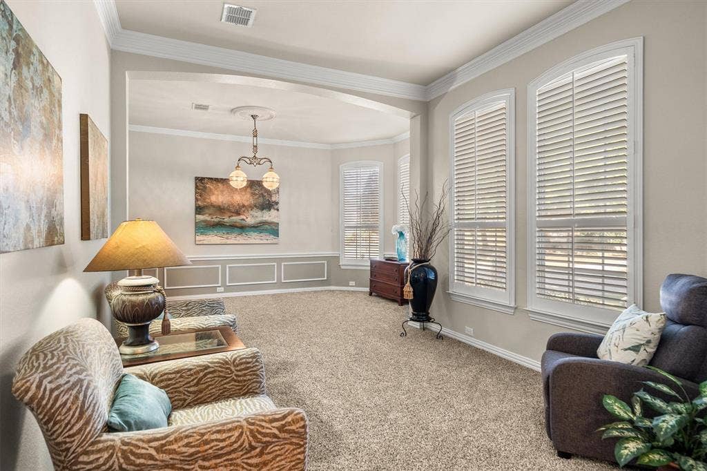 Formal living and dining with new carpet