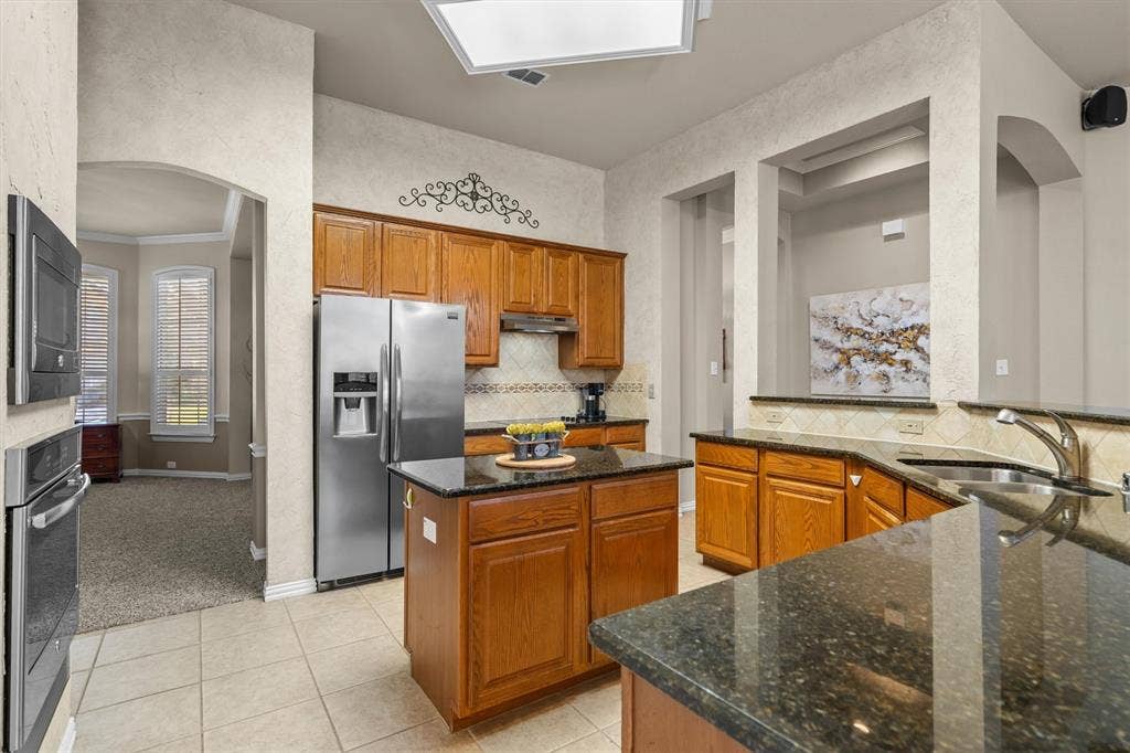 2709 Lake Ville Lane, Flower Mound, TX 75022