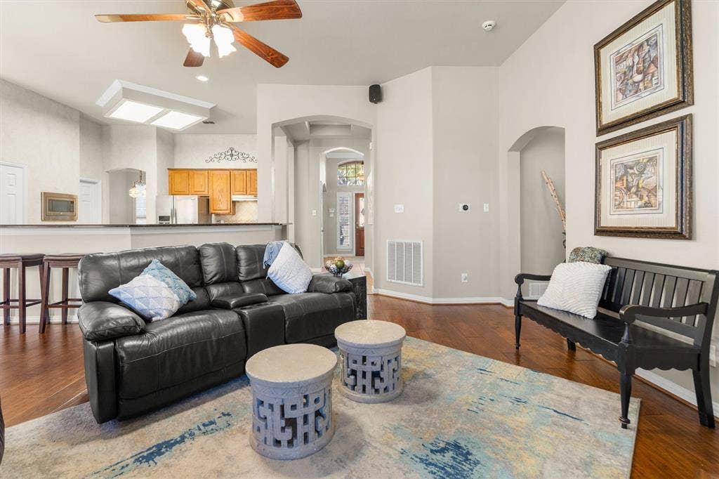 2709 Lake Ville Lane, Flower Mound, TX 75022