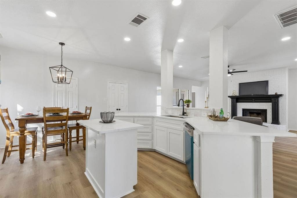 1961 Random Oaks Drive, Rockwall, TX 75087 1961 Random Oaks Drive, Rockwall, TX 75087