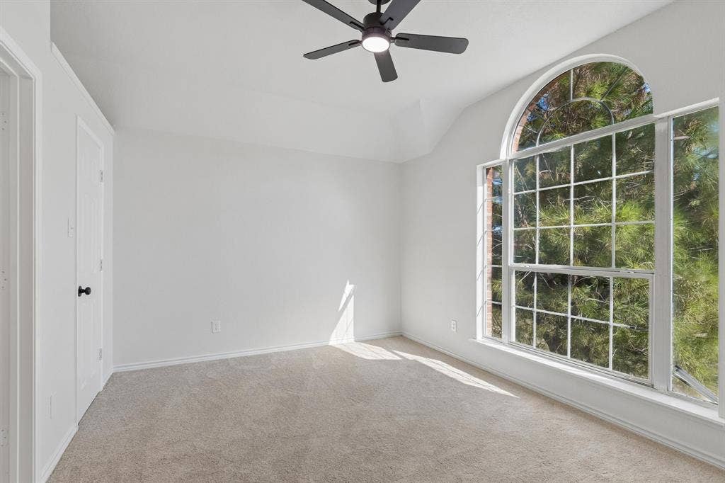 1961 Random Oaks Drive, Rockwall, TX 75087 Upstairs Bedroom