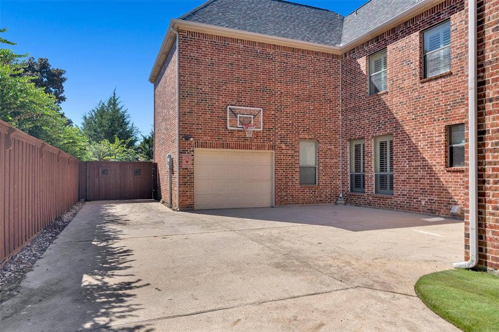 519 Pheasant Run Drive, Murphy, TX 75094